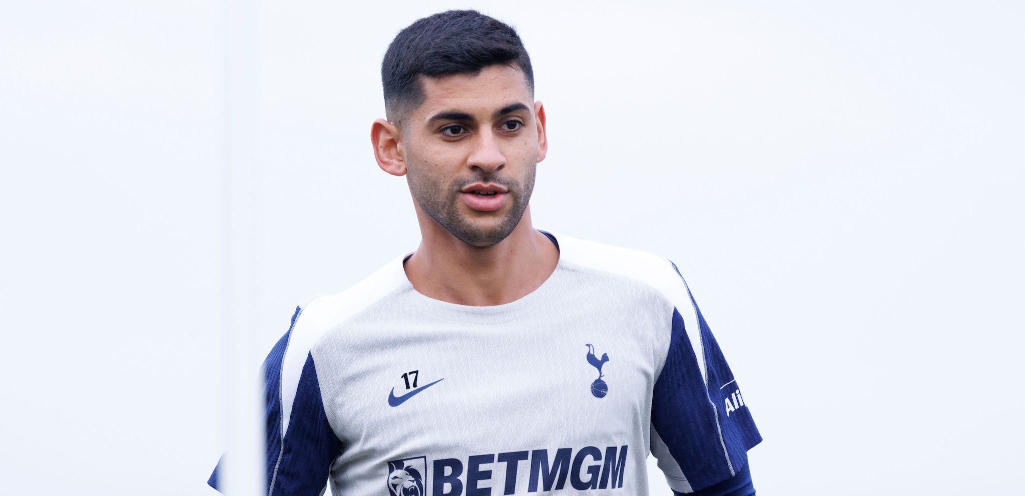 【公式発表】主将ロメロの4試合出場停止が確定。重大なファウルと累積退場による重い処分